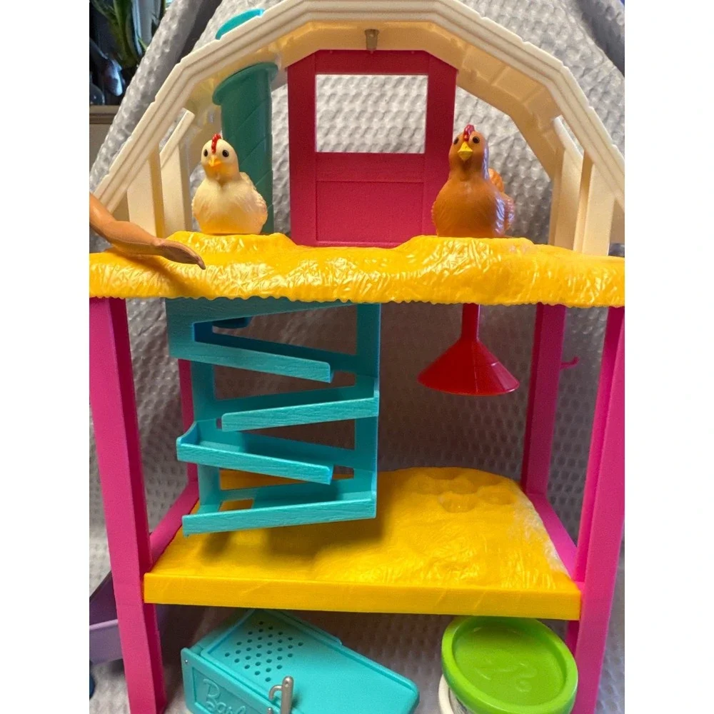 Barbie Hatch & Gather Egg Farm Playset with Chicken Coop and Accessories